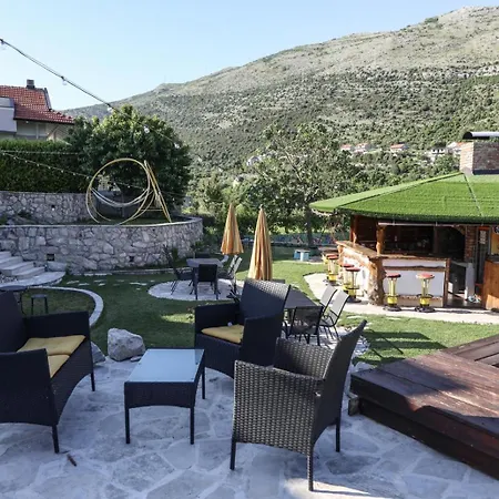 Lyra Διαμέρισμα